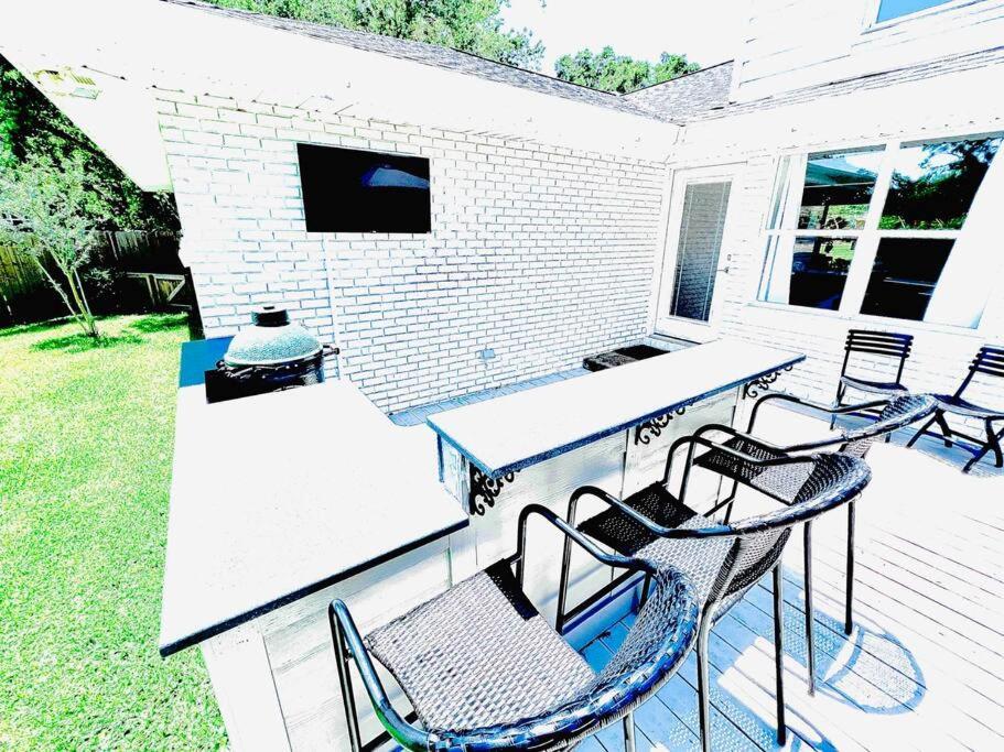 4/3 Home Centrally Located, Beach, Casino, Airport, Dining, Golfing, Shopping, Entertainment Gulfport Exterior foto