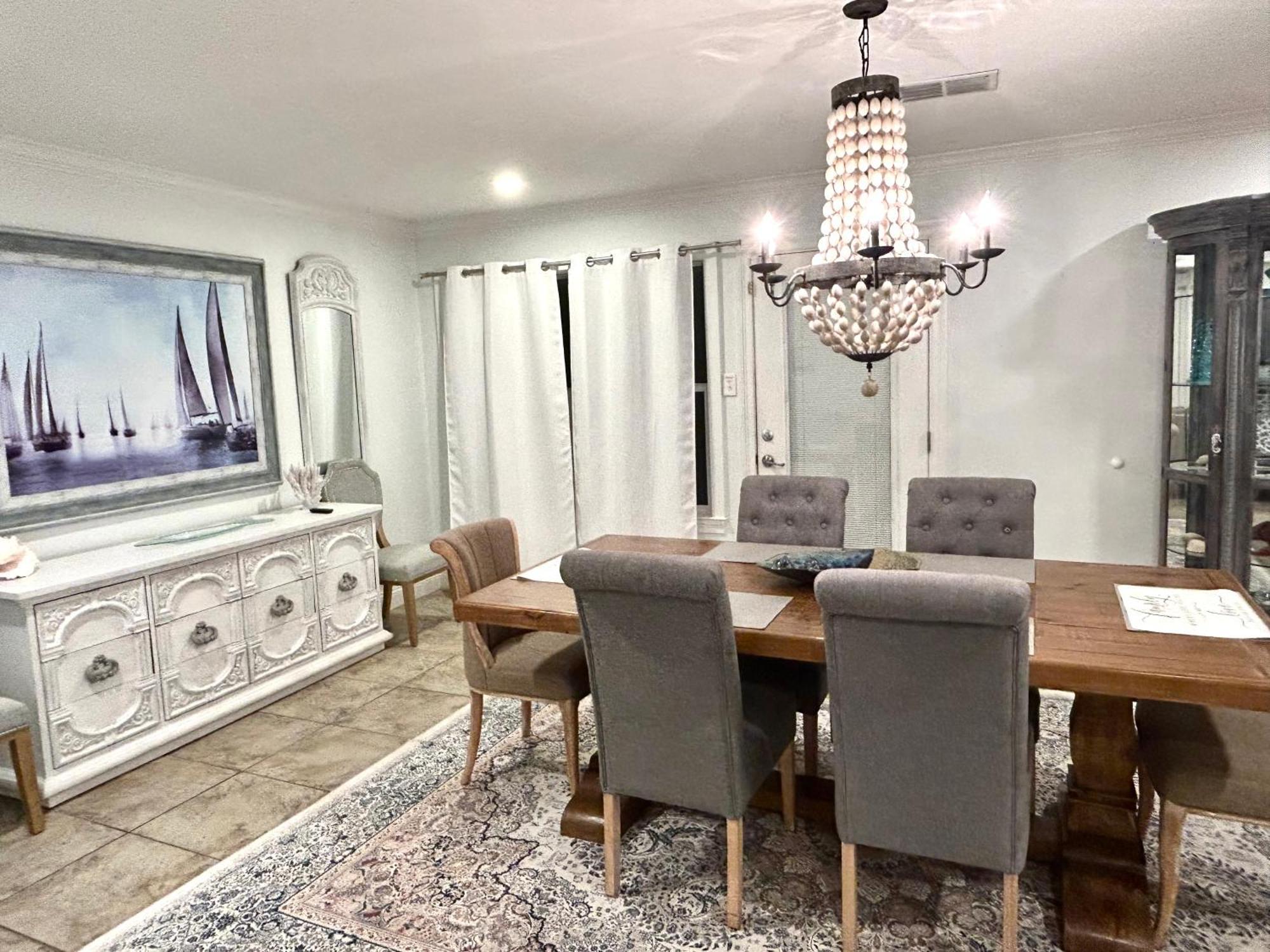 4/3 Home Centrally Located, Beach, Casino, Airport, Dining, Golfing, Shopping, Entertainment Gulfport Exterior foto